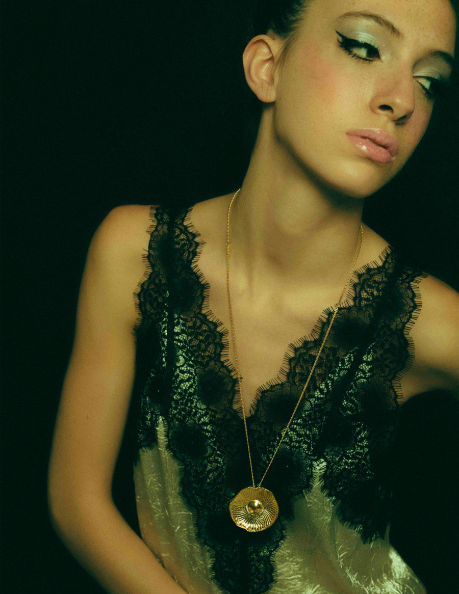 GAL Colar - PRE ORDER 12/12